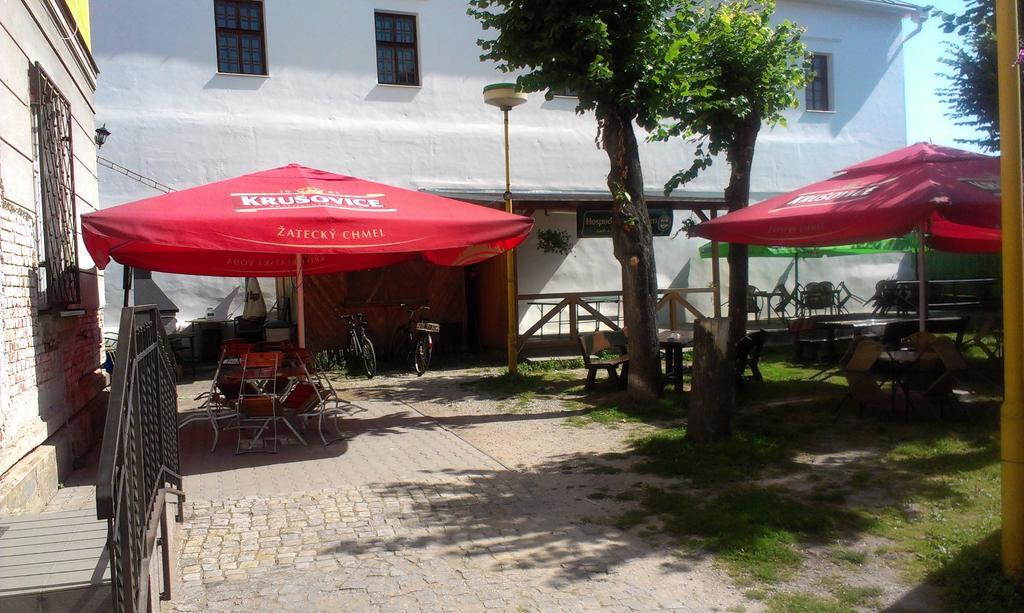Penzion Modry Jelen Vidnava Exterior photo